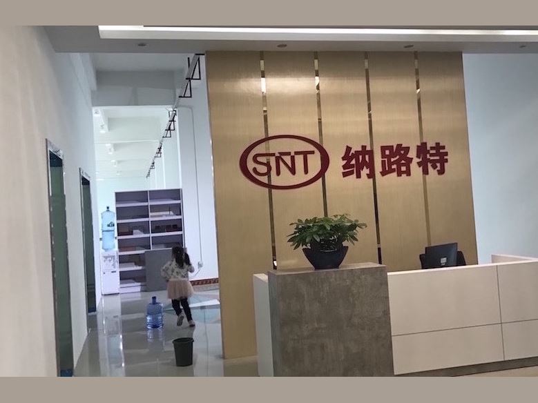环氧地坪防不防晒,环氧地坪怎么施工